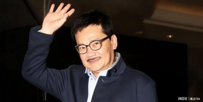 漫画教父黄玉郎受访：曾与黎姿相恋妻小37岁有子万事足(图2)